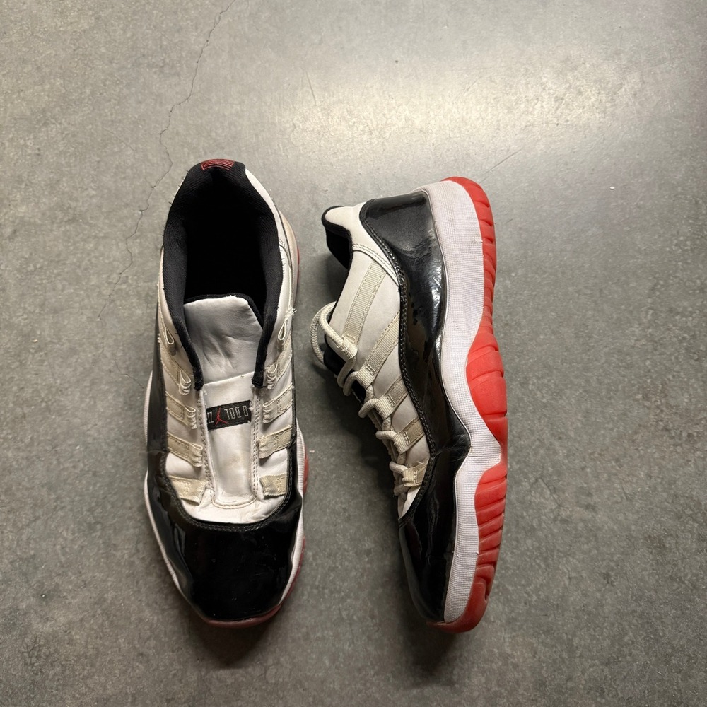 Jordan 11 Retro Low Concord Bred White Black Red AV2187-160 Mens 9.5